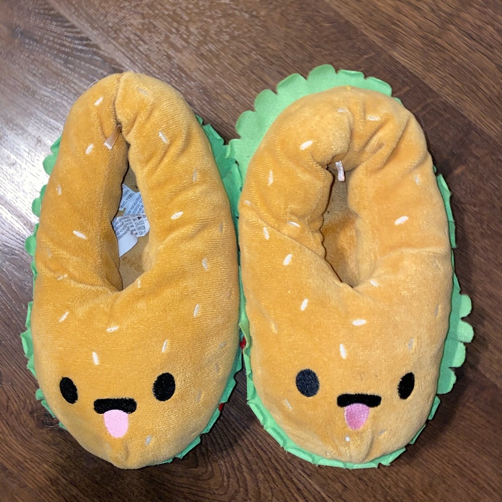 Forever 21 Burger slippers burger 🍔